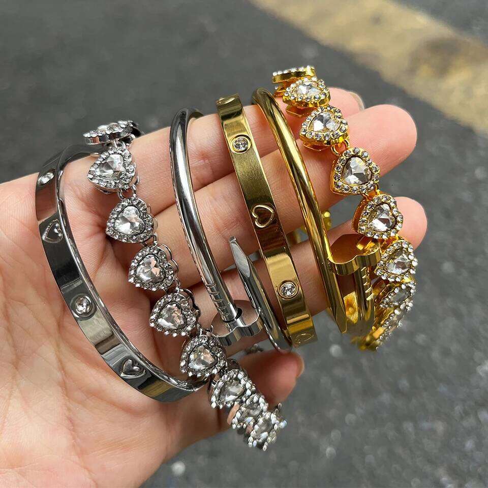 ZAKOL 3Pcs/Set Shiny Heart-shaped Rhinestone Stainless Steel Bracelet Hip-hop Rock Fashion Stackable Bangles Jewelry