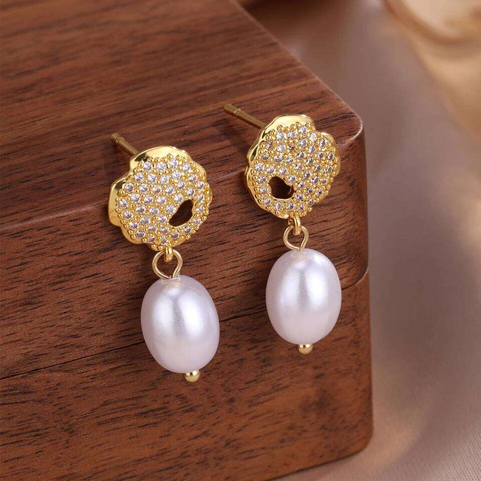 ZAKOL Elegant Shiny Zircon Imitation Pearl Dangle Earrings for Women Simple Light Bride's Earring Wedding Party Jewelry