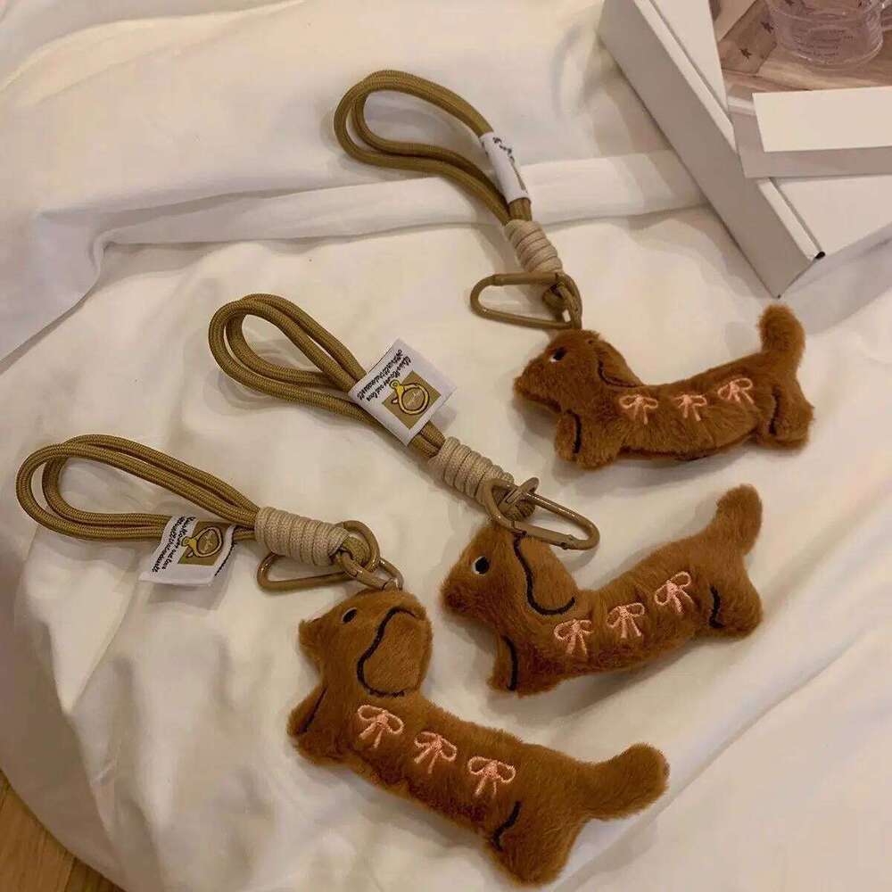 ZAKOL Sweet Kawaii Dachshund Keychain Doll Cartoon Puppy Keyring Couple Key Holder Backpack Pendant Decoration Gifts