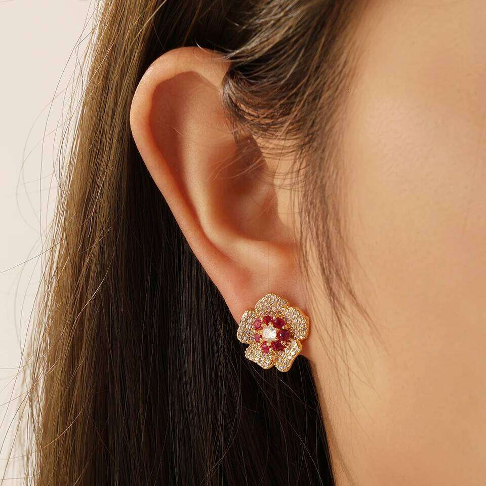 ZAKOL Elegant Shiny Cubic Zirconia Flower Stud Earrings Aesthetic Women's Ear Accessories Luxury Jewelry Gift for Women