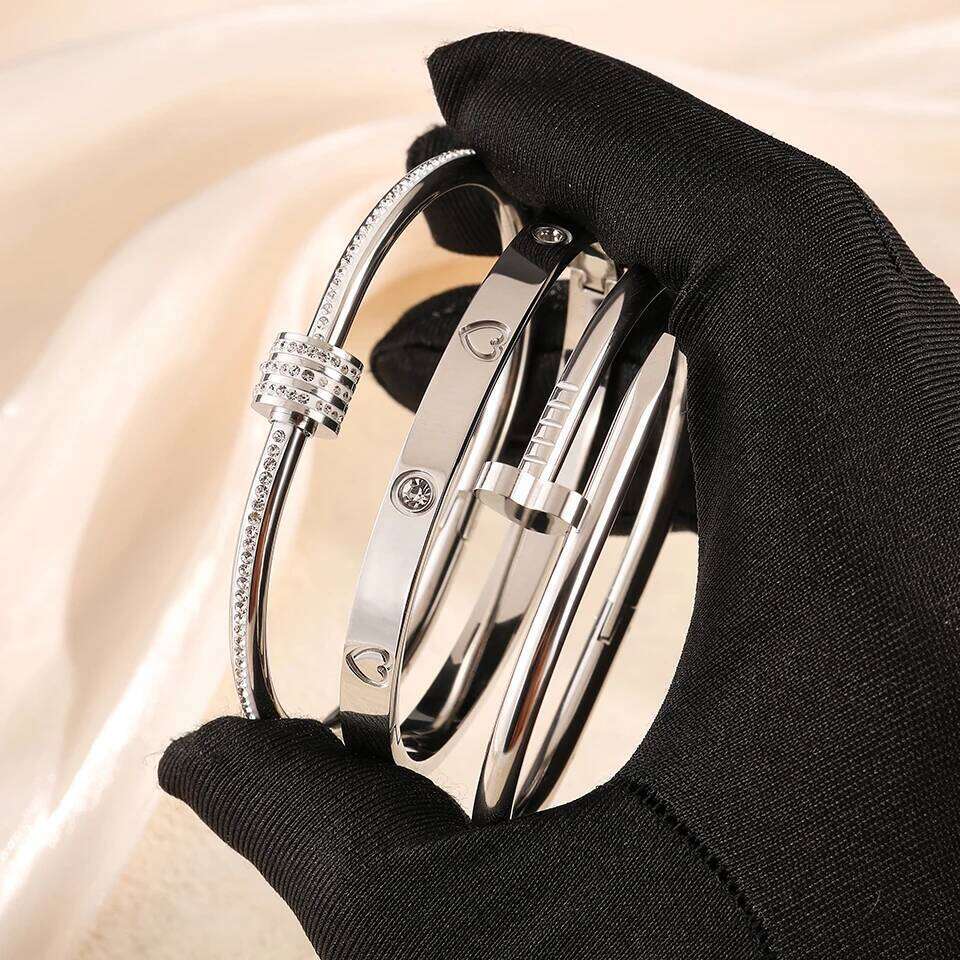 ZAKOL 3pcs Classic Stainless Steel Bracelet Set Buling Rhinestone Inlay Heart-shaped Waterproof Stacked Jewelry Christmas Gift