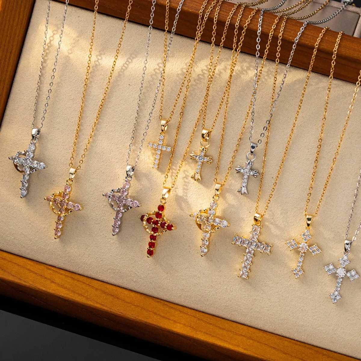 Stainless Steel Chain Fashion Luxury Zircon Cross Pendant Necklaces for Women Men Cool Gold Silver Color Cross Jewelry Gifts Y251227