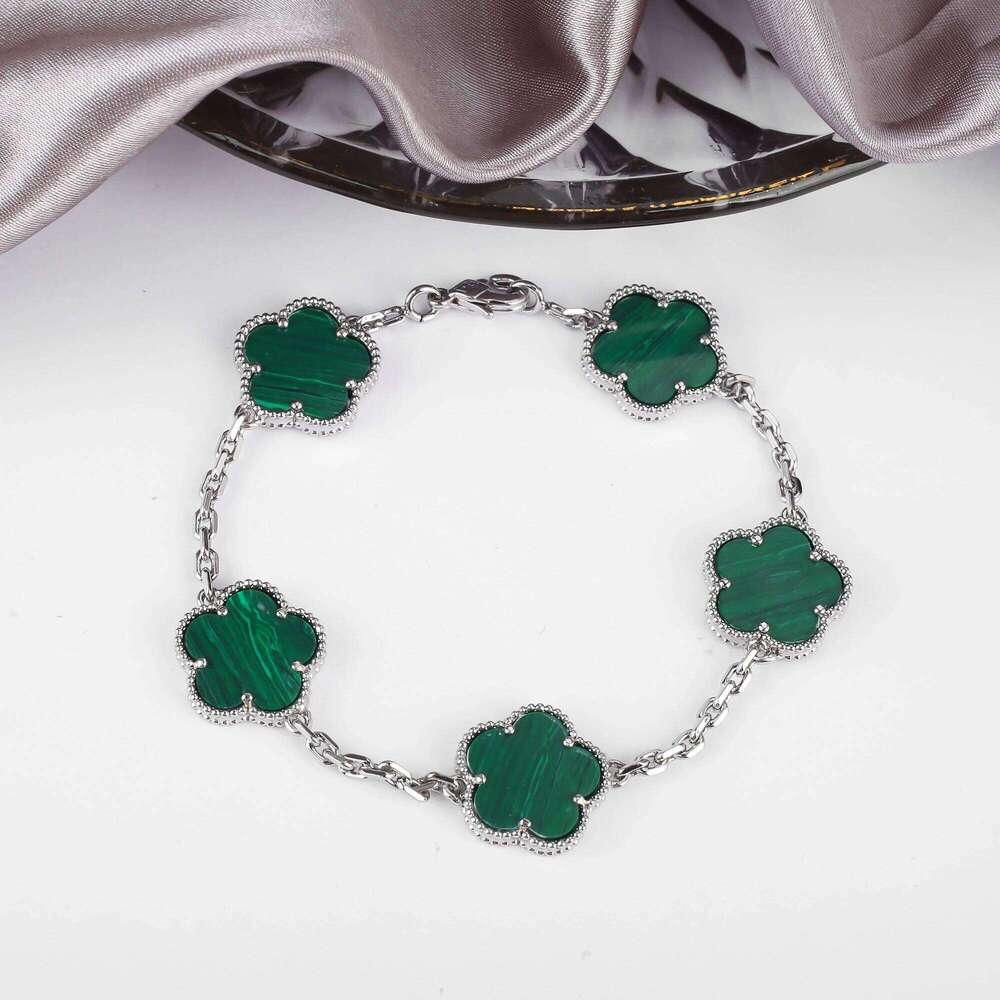 INS Hot Selling 15mm Natural Stone Five Leaf Set Bracelet Necklace Flower Jewelry Women Free Shipping For Daily Wear 25H1229