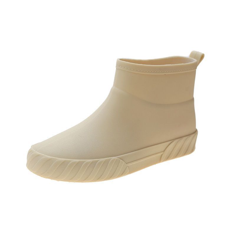 New winter cold resistant and warm rain boots for women, with thick wool lining and waterproof shoes, short tube rain boots, and snow boots