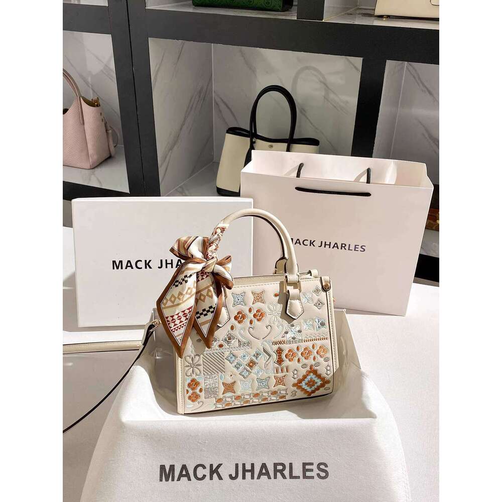 MACK JHARLES Chinese Style Heavy Embroidery Tote Bag for Women 2025 Autumn Winter New High-end Handbag