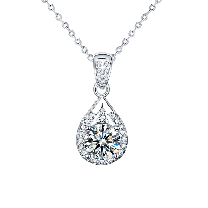 New Moissanite Pendant Necklace With Elegant Temperament For Women Versatile And High End Water Droplet Pendant Necklace Boutique Gift