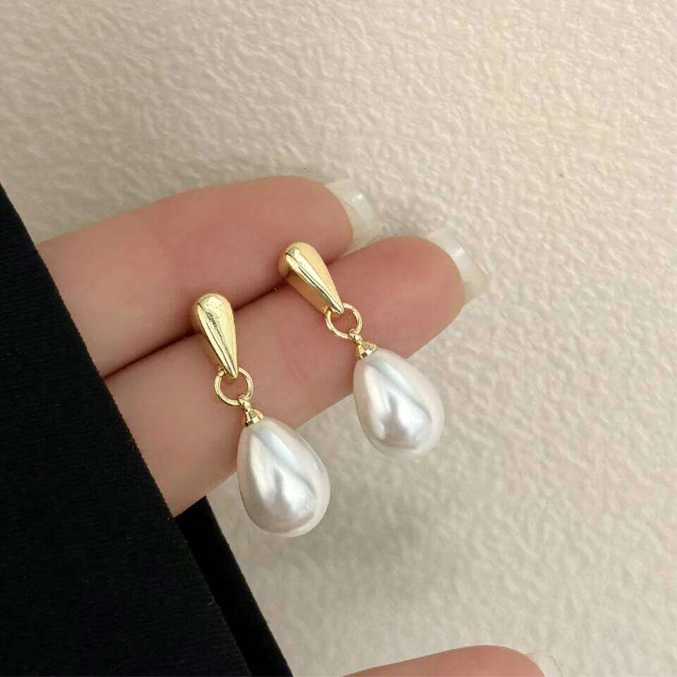 ZAKOL Fashion Elegant Teardrop Pear Imitation Pearl Drop Earrings Simple Versatile Jewelry Gift For Women