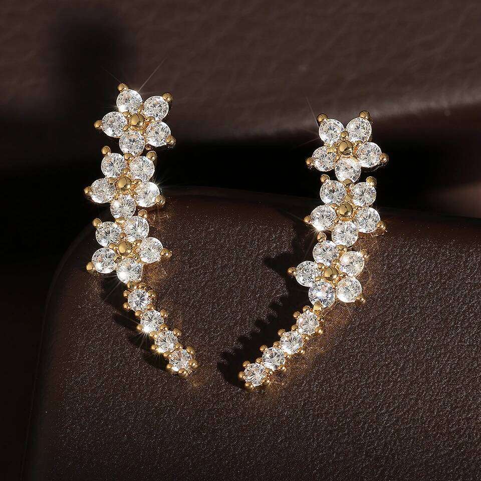 ZAKOL Exquisite Shiny Zircon Mini Flowers Stud Earrings for Women Sweet Female Pierced Ear Accessories Party Jewelry