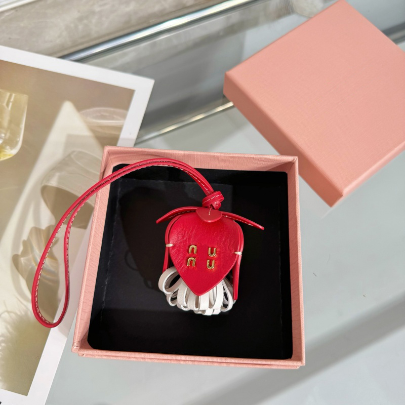 bag charm designer Hanging piece luxury Bag accessory Leather floral pendant Flower bag charms Leathers flower bud Bag accessory EXW2512292