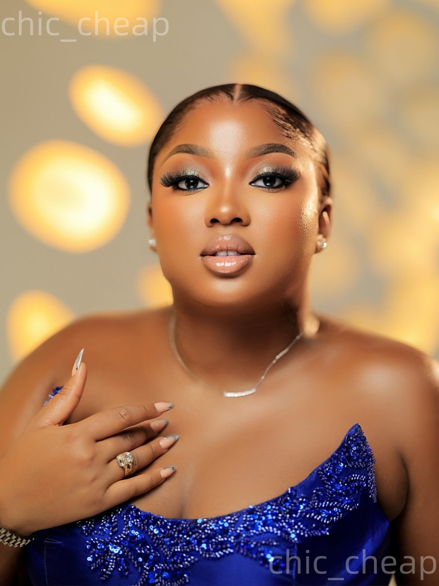 Chic Royal Blue Sheath 2026 Cocktail Dress Strapless Appliques Satin Short Mini Graduation Homecoming Dresses For Special Occasions Sweetheart Gowns