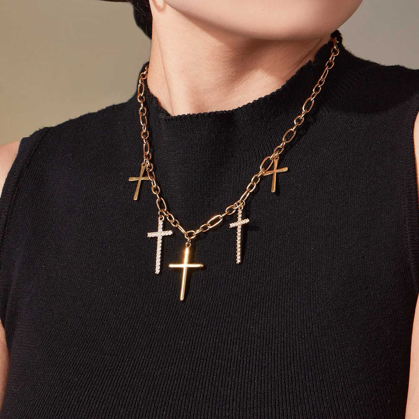 Sparkling Zircon Cross Pendant Necklace Womens Stainless Steel Gold-Plated Chain Vintage Necklace Femme Waterproof Jewelry Y251227