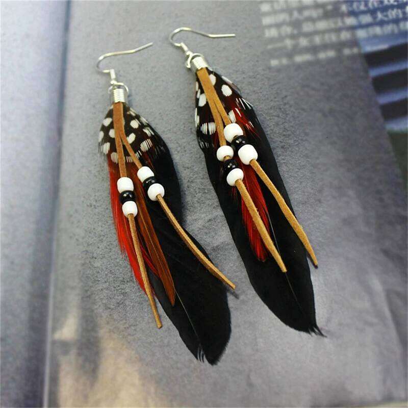 1Pair Tassel Dangling Colorful Feather Leather Beads Earrings Indian Feathers Summer Womens Fashion Jewelry C251227