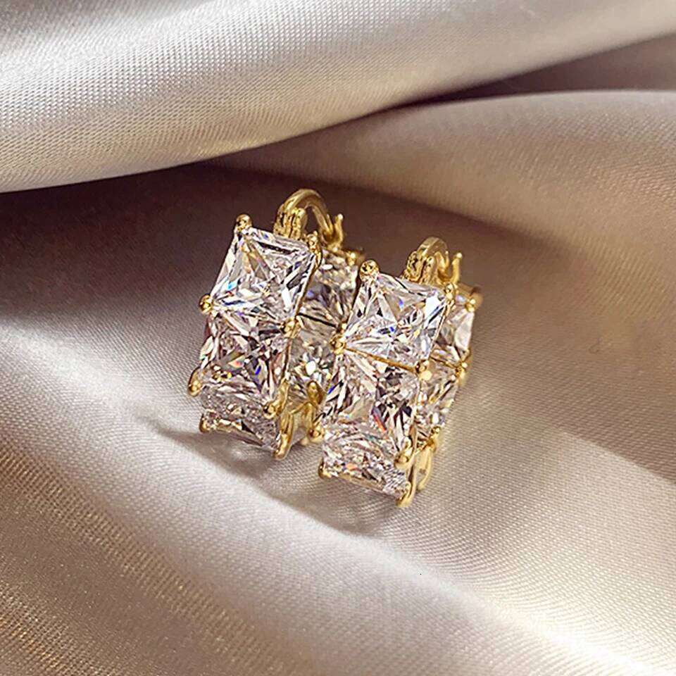 ZAKOL Korean Fashion Hoop Earring Inlaid Shiny Square Crystal Zircon Ear Accessories Party Jewelry for Women