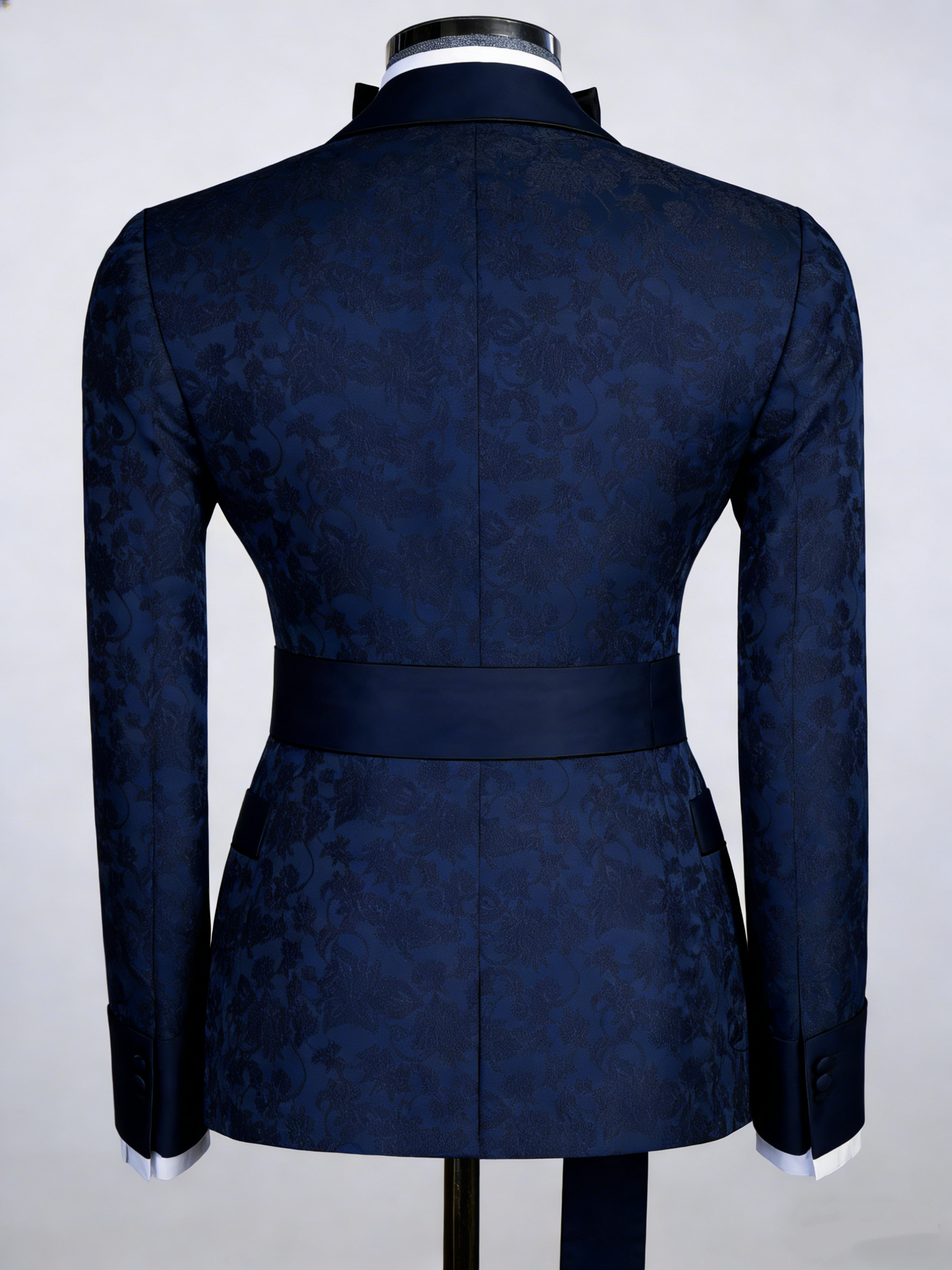 Elegant Men Suits Jacket Tailor-Made Shawl Lapel Jacquard Blazer Belt 2 Pieces Double Breasted Groom Customized Coat Black Pants Plus Size