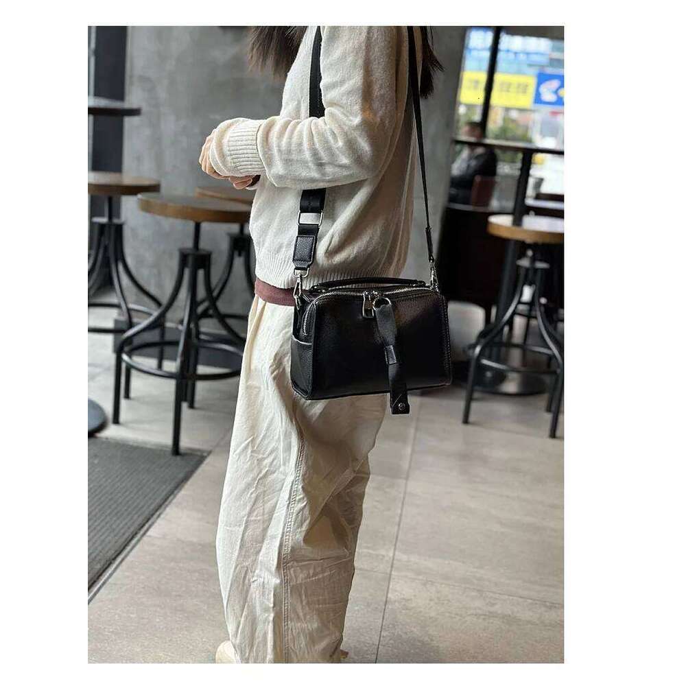 Design Black New Fashion Large Capacity Leisure Pillow High Quality Vintage Single Shoulder Crossbody Bag LEMON KOKO