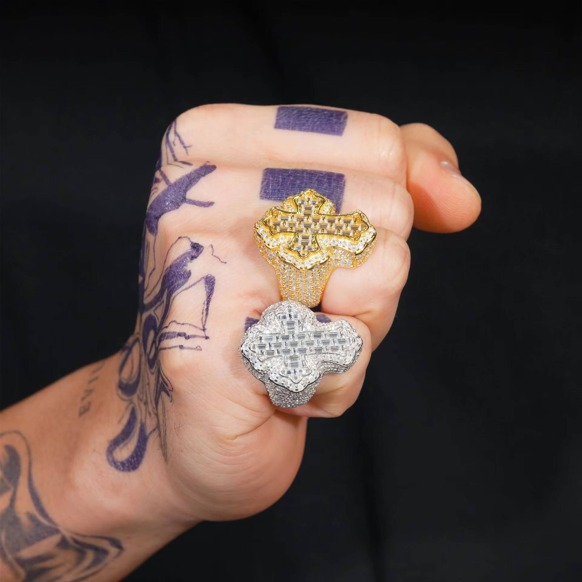 Fashionable New Design Cross Hip Hop Sparkling Moissanite Cross Men Moissanite Cross Ring Moissanite Ring