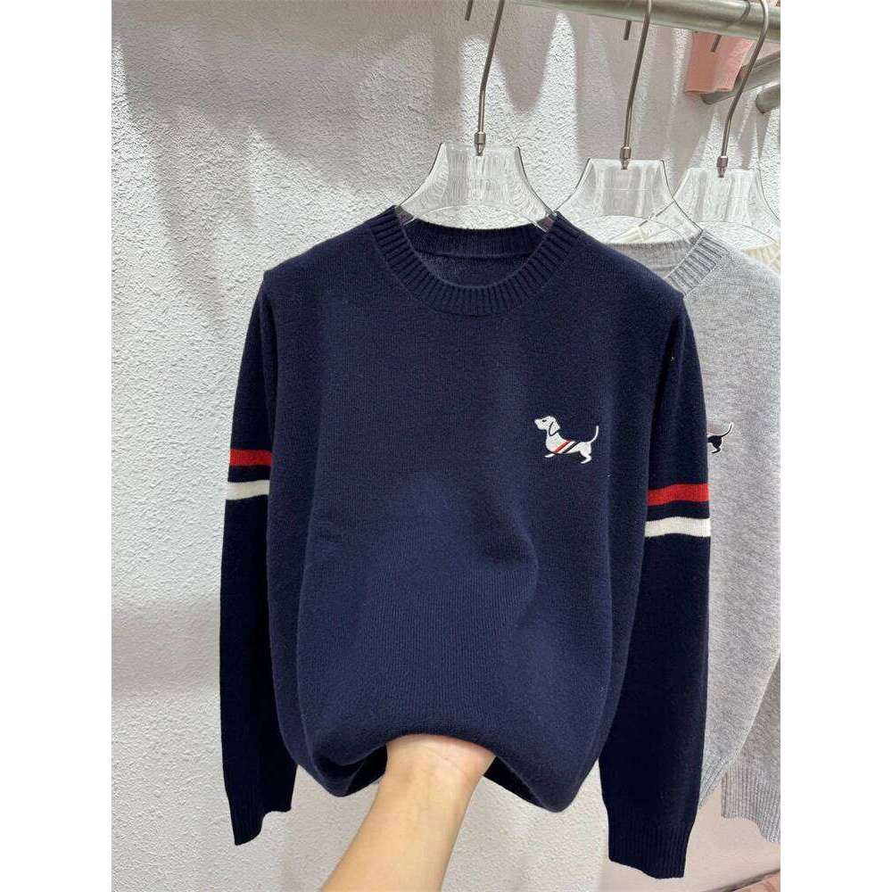 Loose Fit Embroidered Knit Sweater Women's Winter Faion Base Layer Round Knitted