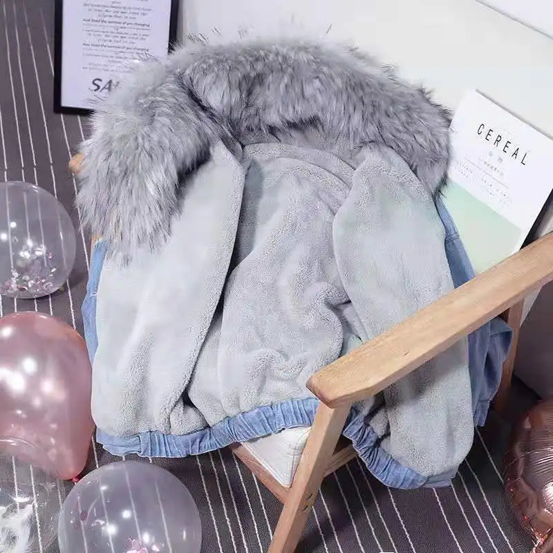 Womens Denim Jacket Fleece Lined Winter Warm Coat Oversized Hooded with Big Fur Collar Thickened Casual Streetwear 251213