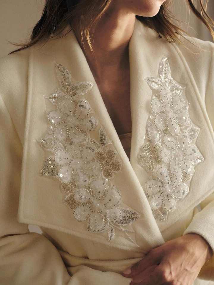 Elegant Beaded Appliques Women Long Overcoat Double Breasted Office Ladies Work Jacket Winter Customized One Piece