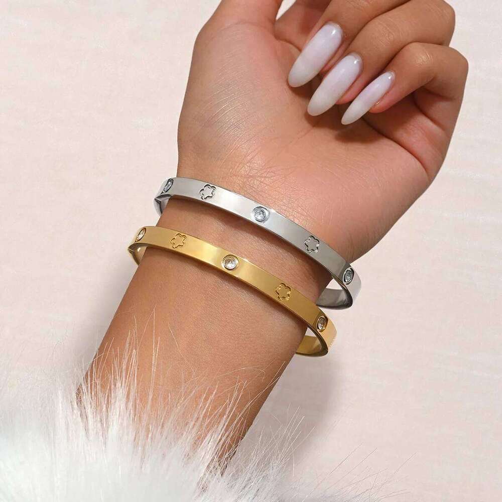 ZAKOL Simple Stainless Steel Zircon Inlaid Bracelet Bangle for Women Buling CZ Crystal Minimalist Fashion Jewelry Gift