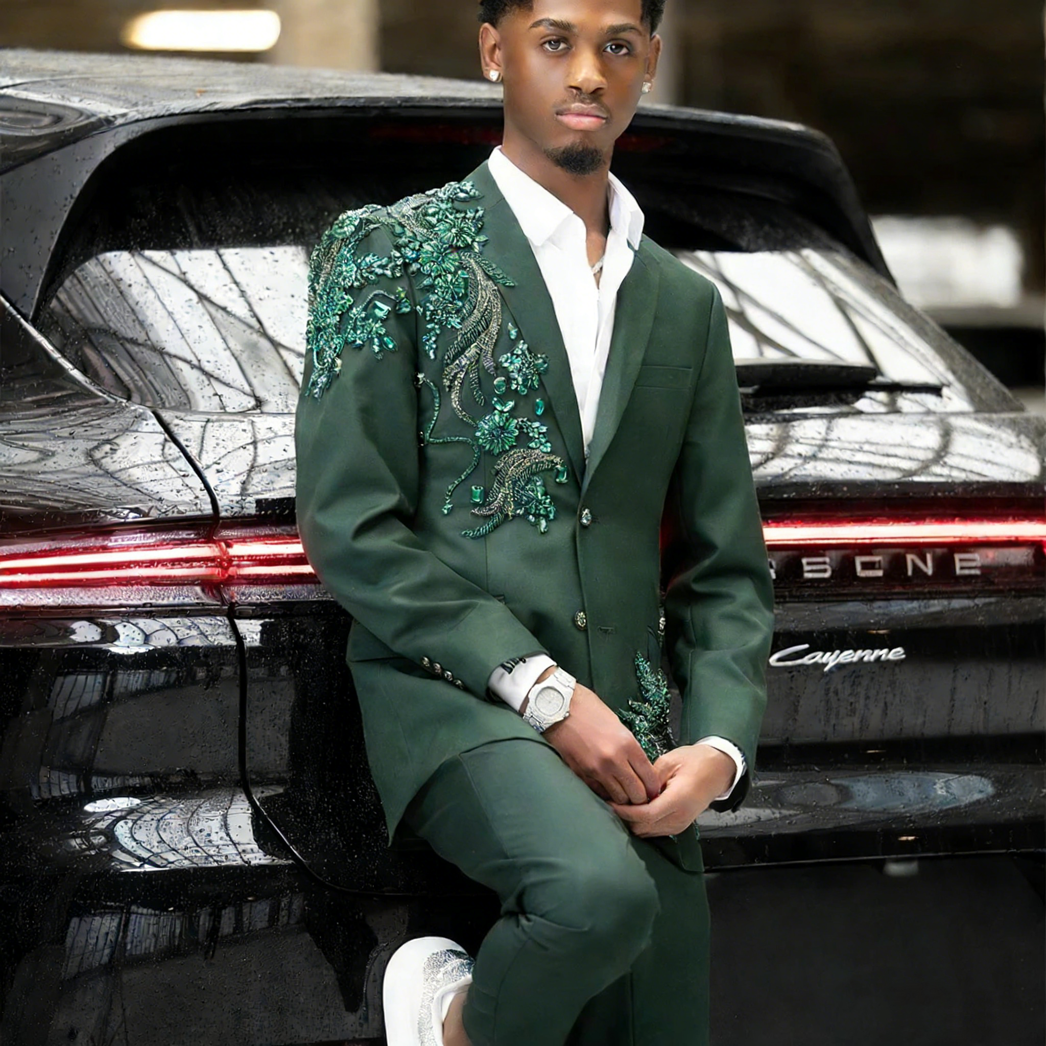 Luxury Men Suits Jacket Crystal Appliques Tailor-Made 2 Pieces Notched Lapel Blazer Two Button Groom Customized Coat Pants Plus Size