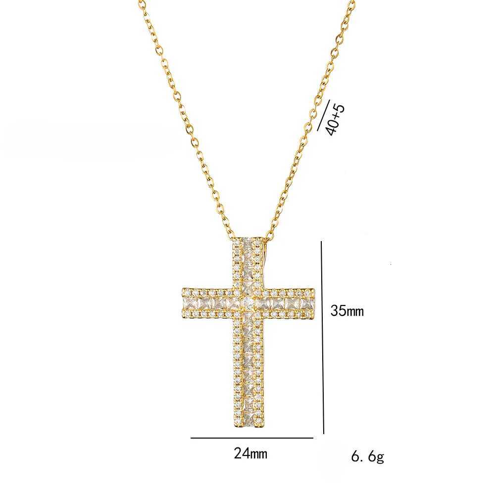Shiny Luxury Zircon Cross Pendant Necklace for Women Men Stainless Steel Chain Cool Cross Jewelry Accessories Gifts for Friends Y251227