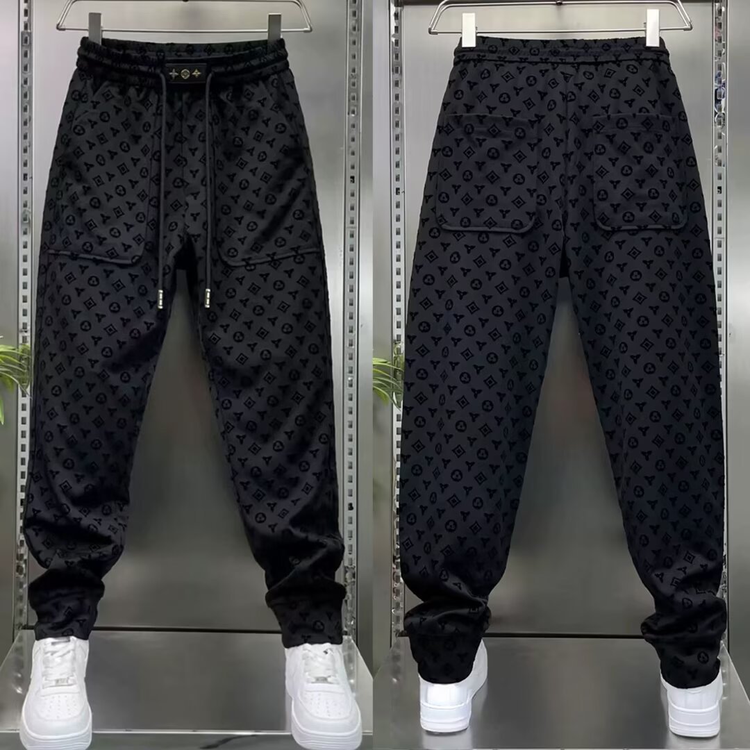Free shipping Trendy Fashion Light Luxury Men's Sports Pants 2026 Spring/Summer New High Quality Printed Versatile Casual Pants Black Long Pants