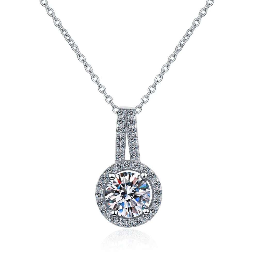 18K gold inlaid new women's collarbone necklace Pt950 platinum diamond simple round moissanite fashion pendant a68