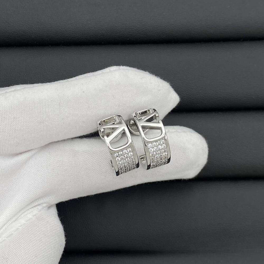 V-Letter Earrings Designer Women's Earrings Diamond-Studded Fashion Jewelry