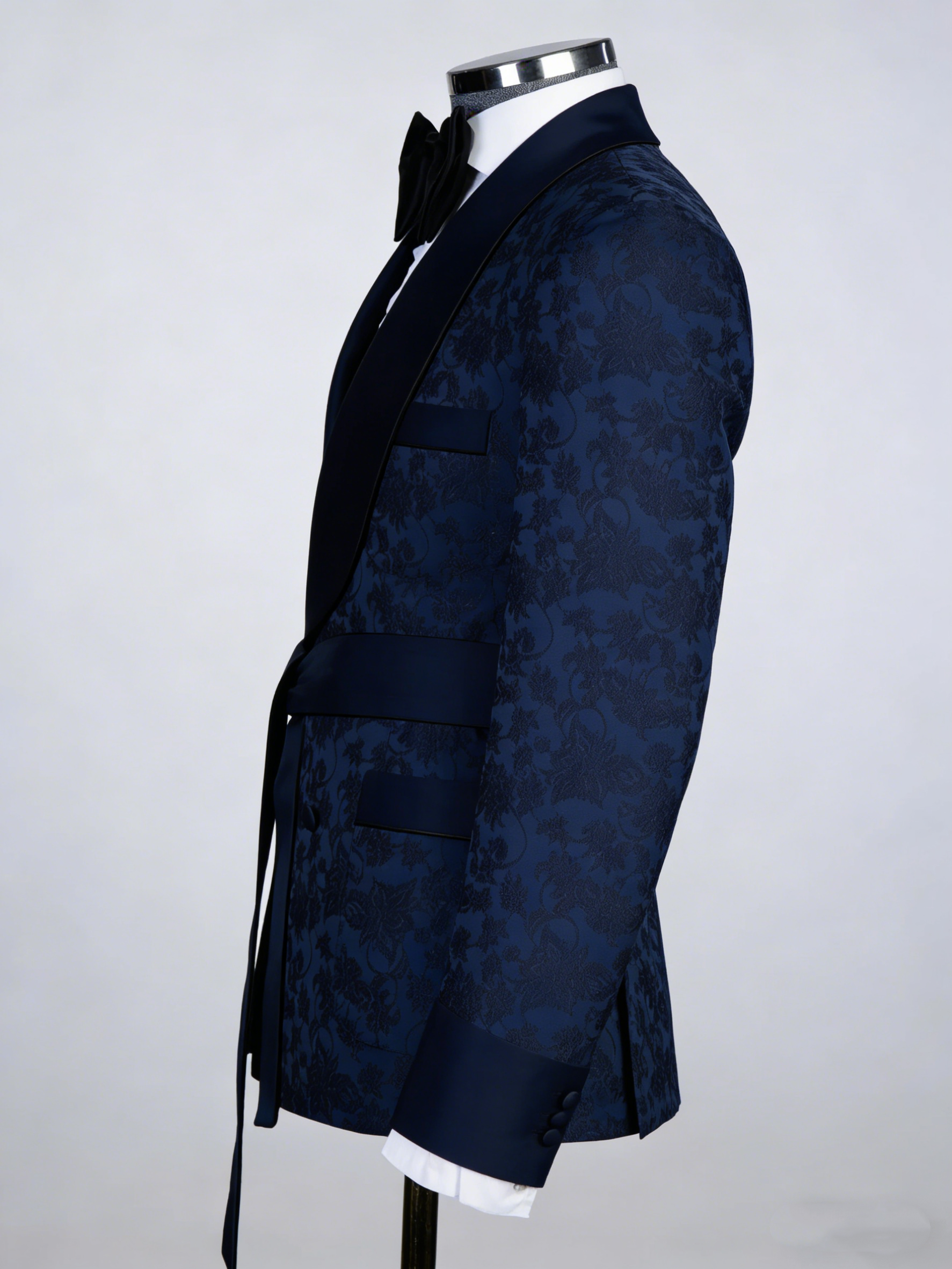 Elegant Men Suits Jacket Tailor-Made Shawl Lapel Jacquard Blazer Belt 2 Pieces Double Breasted Groom Customized Coat Black Pants Plus Size