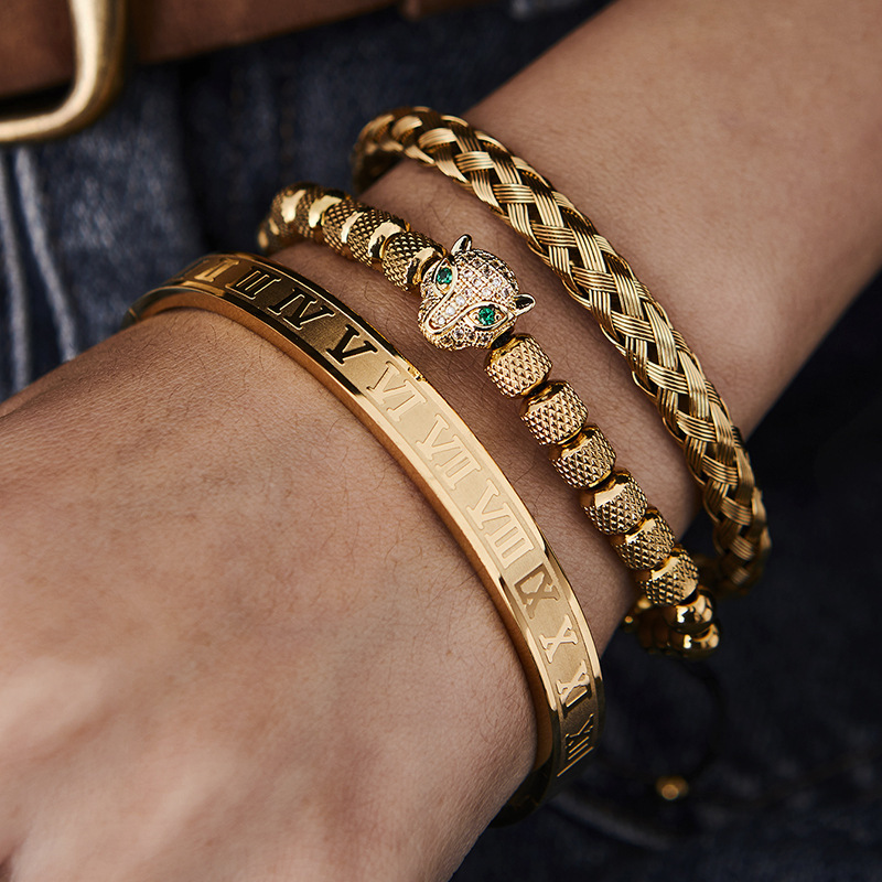Luxury Brand Designer Jewelry European And American Pineapple Bead Leopard Head Zircon Braided Bracelet Twist Bracelet Roman Numeral Bracelet Set Comb