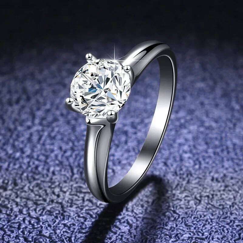 18K gold inlaid new four claw PT950 platinum diamond women's Japanese Korean wedding moissanite ring 96e