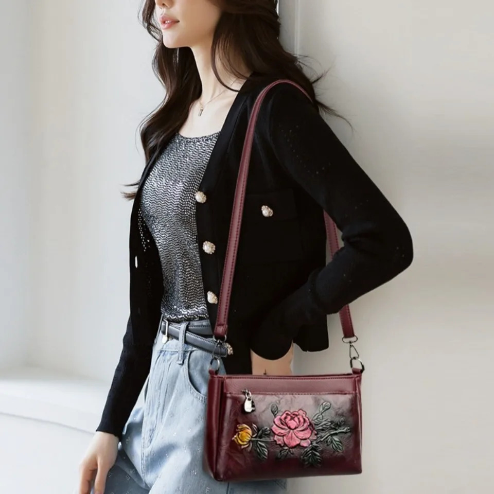 Genuine Top Quality Pu Leather Vintage 3D Floral Embossed Crossbody Bag Elegant Shoulder Casual Female Messenger 251216