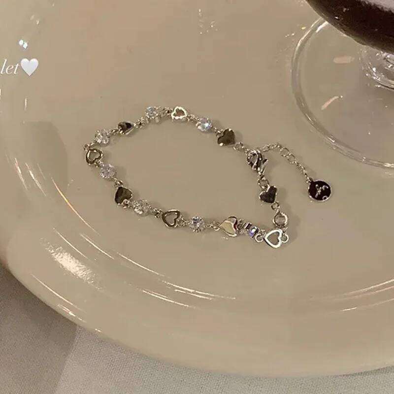 Korean Fashion Zircon Heart Link Ins for Women Sweet Girls Hollow Out Y2K Butterfly Chain Bracelet Party Jewelry Gifts 25H1229