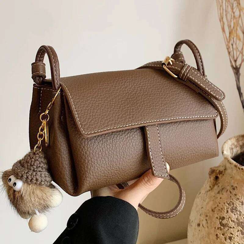 New Retro Pillow Simple Solid Color Versatile Personality Single Shoulder Crossbody Fashionable Niche Women S Bag QIBALIANGPIN