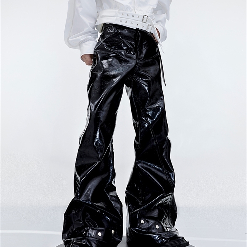 Mauroicardi Spring Autumn Cool Black Shiny Reflective Pu Leather Flare Pants for Men High Quality Trousers Mens er Clothes 251223