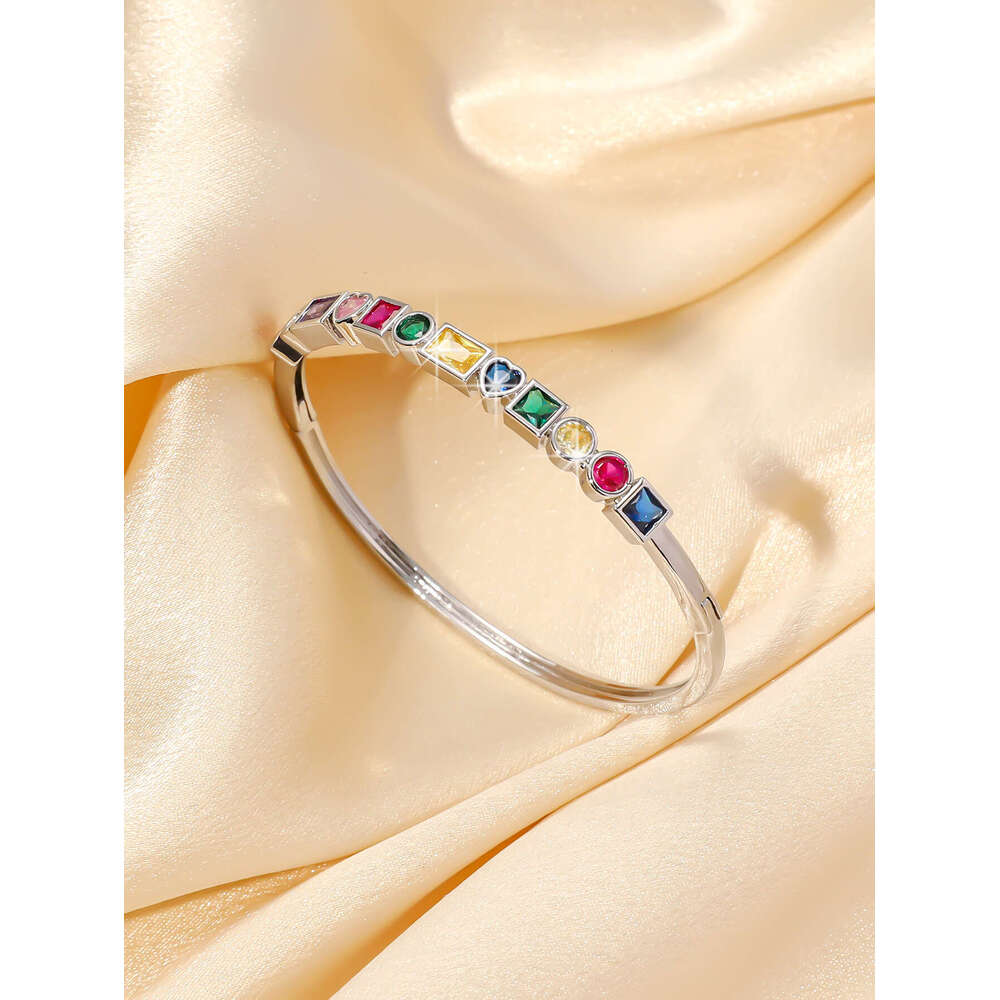 Vintage Personality Simple Versatile Elegant Hand Jewelry Japanese and Korean Style Micro Inlaid Colorful Zircon Bracelet Heart Geometric Bangle