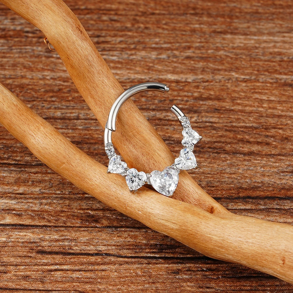Right Grand ASTM 36 CZ Heart Daith Earring Hoop 16G Hinged Septum Clicker Nose Ring Hypoallergenic Piercing Jewelry 251224