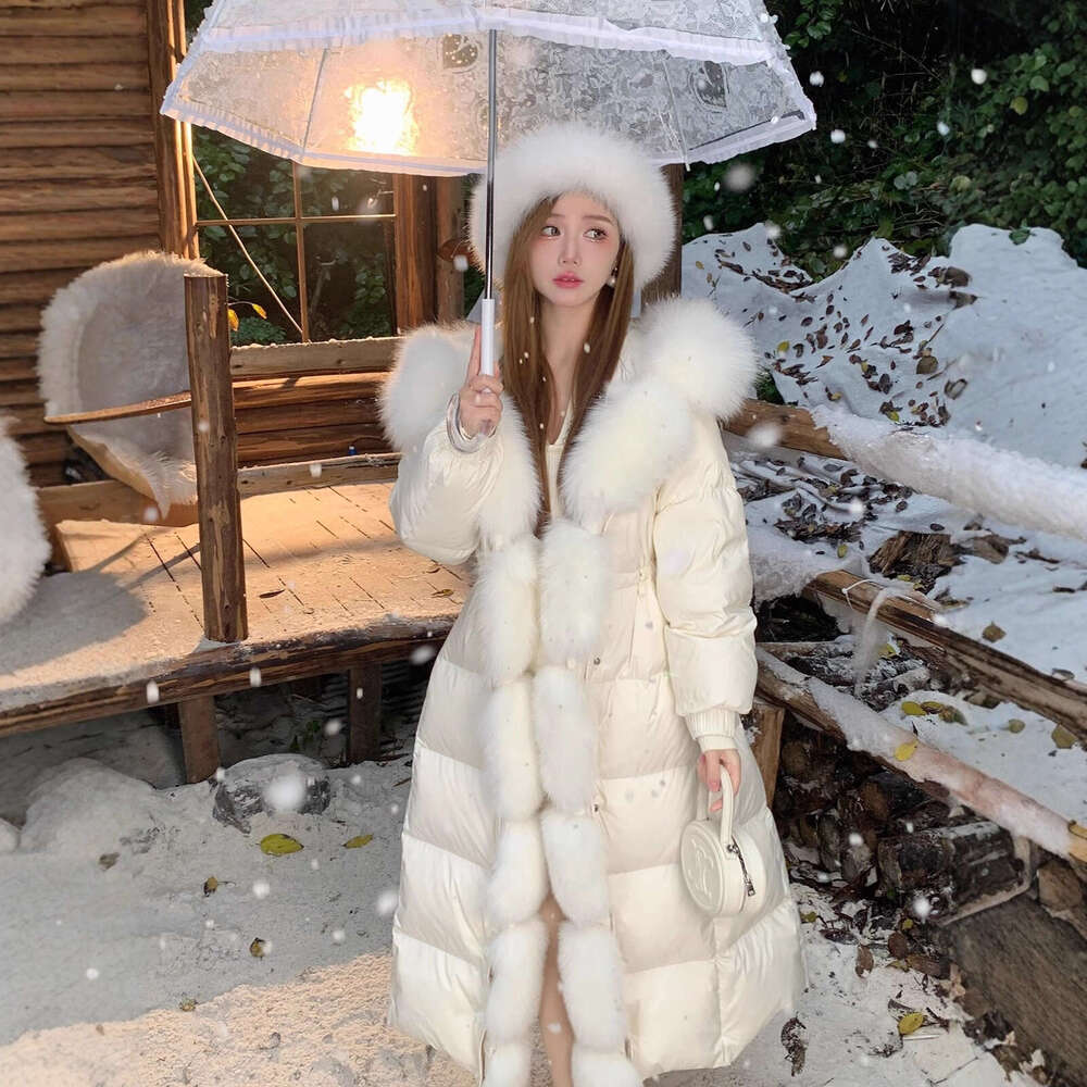 2025 New Style Fox Fur Collar Light Luxury Coat For Women, Long Over-The-Knee Thickened Fashion Trend White Goose Down Jacket Xing Zhiguang