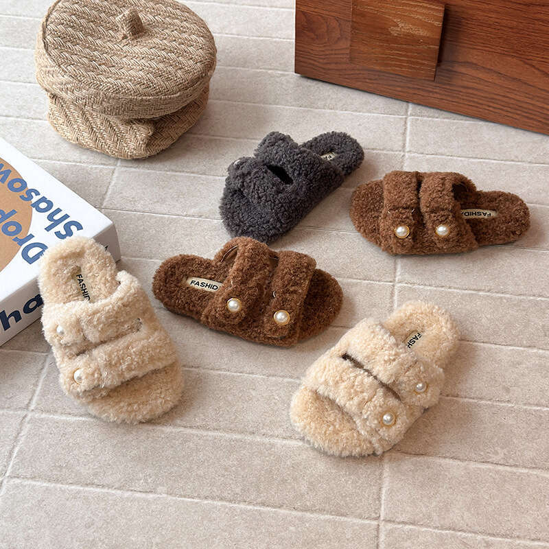 Children's One-Word Furry 2025 Spring and Autumn New Korean Style Girls' Fashion Versatile Soft Sole Home Slippers