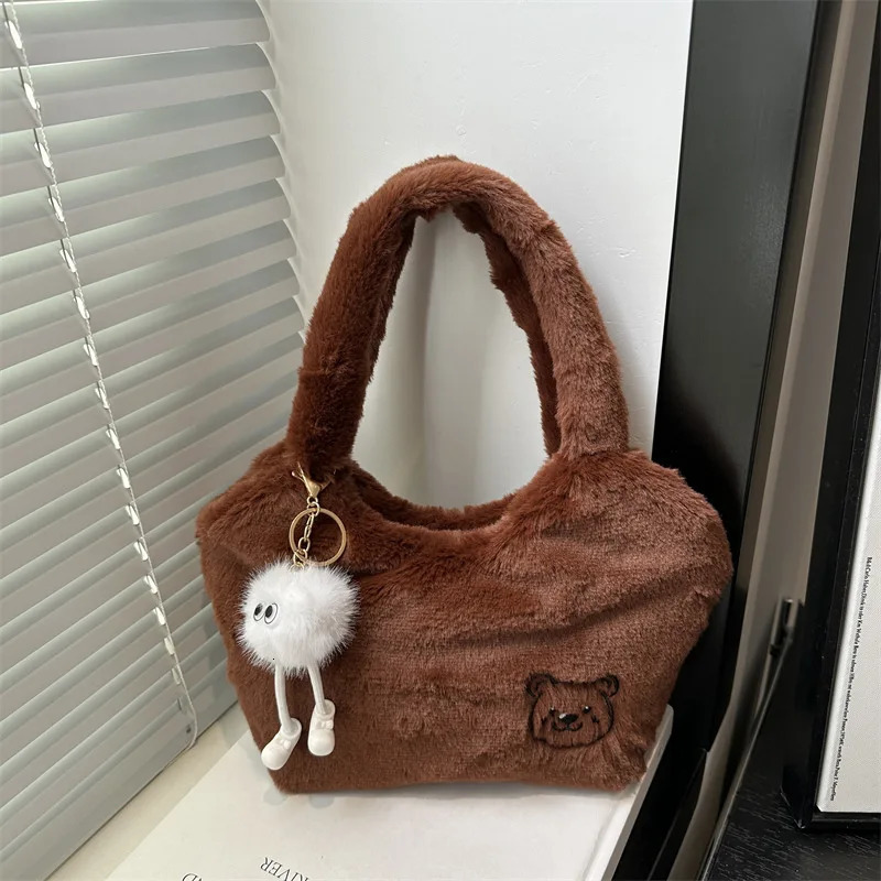 Womens Faux Fur Bag Crossbody Handbag Shoulder Tote Casual Warm Plush HalfMoon Stylish Lady Sac Fourrure 2025 251216