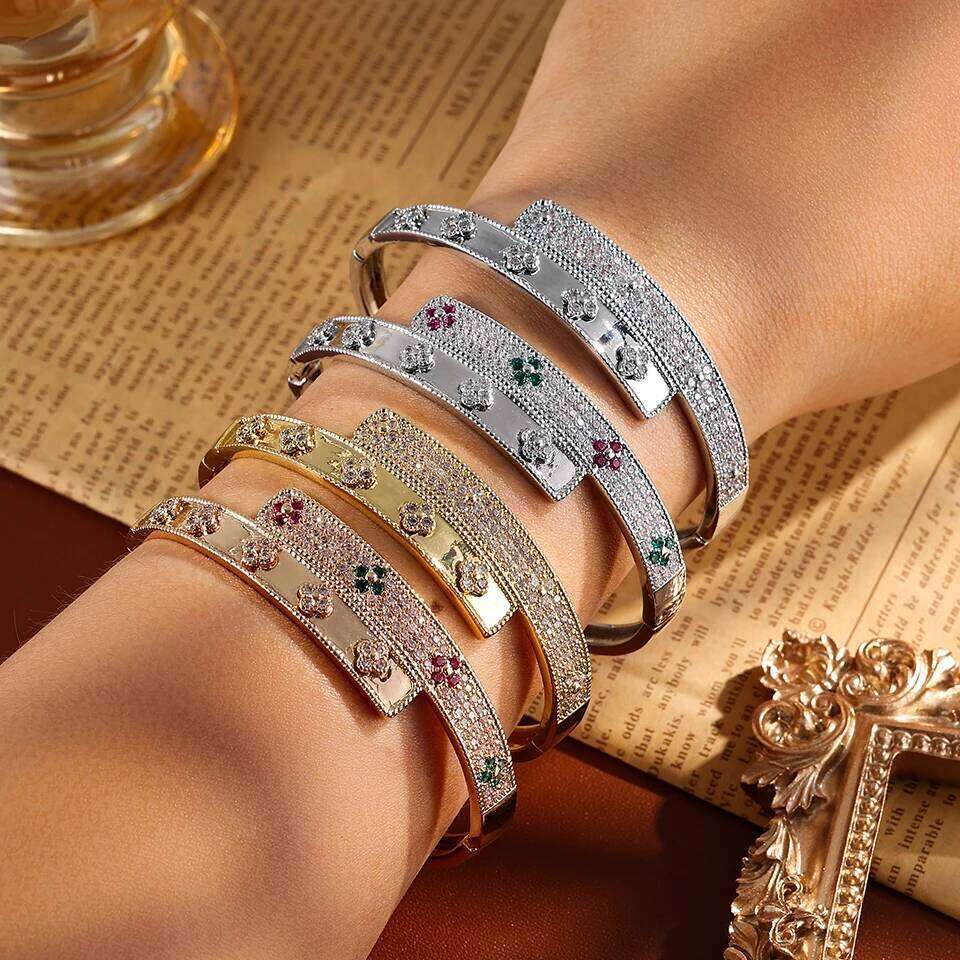 ZAKOL New Niche Design Four-leaf Flower Zircon Inlaid Bracelet for Women Shiny Colorful CZ Cuff Bangles Wedding Party Jewelry