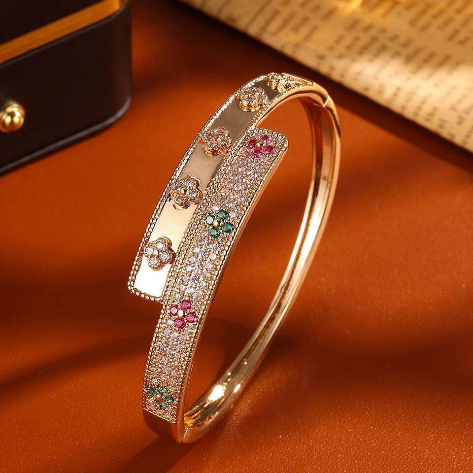 ZAKOL New Niche Design Four-leaf Flower Zircon Inlaid Bracelet for Women Shiny Colorful CZ Cuff Bangles Wedding Party Jewelry