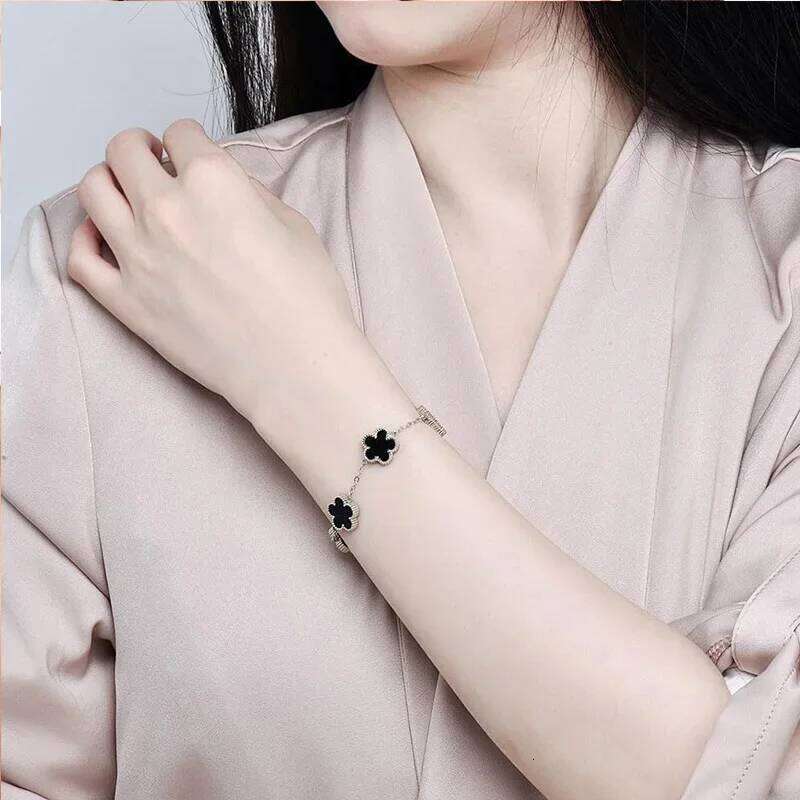 Luxury Woman Silver Plated Five Leaf Flower Adjustable Bracelet Plum Blossom Plant Stainless Steel Jewelry Clover 25H1229