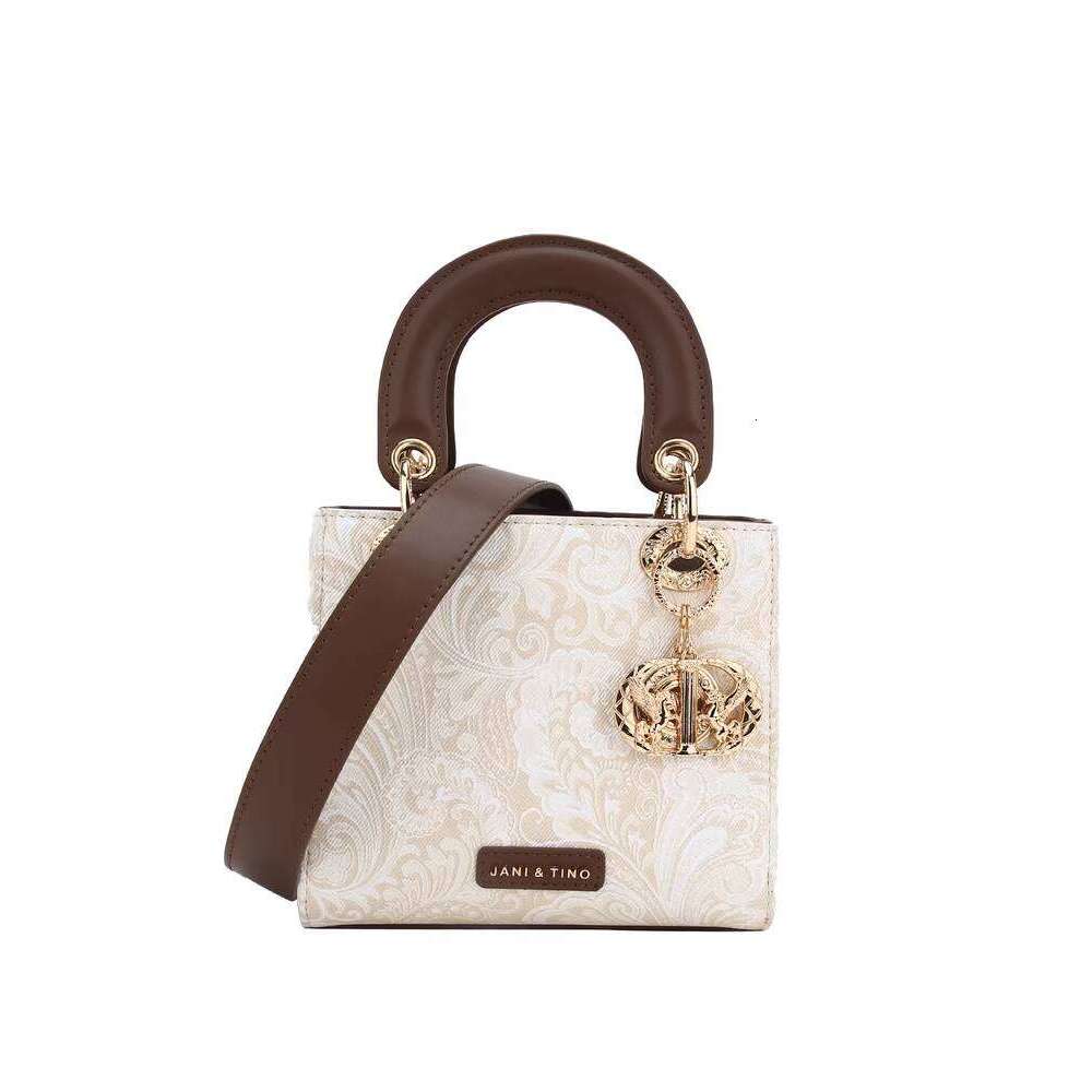 MACK JHARLES Chinese Style Heavy Craft Princess Diana for Women 2025 Autumn New High-end Handheld Small Square Bag