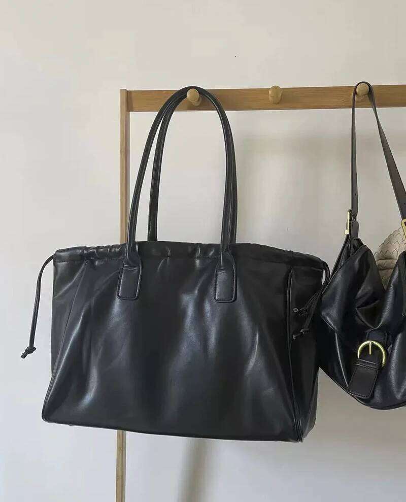 Large Capacity Casual Tote Bags And Purses Designer Handbags For Women New PU Drawstring Buckle Closure Shoulder Bag LEMON KOKO