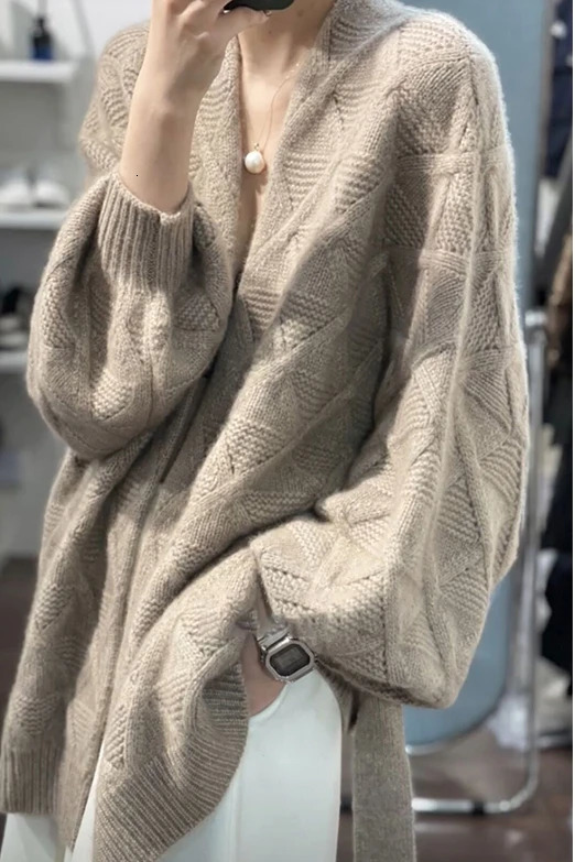 Highgrade cashmere cardigan womens coat Vneck loose lazy Hong Kong wind longsleeved knitted sweater 251225