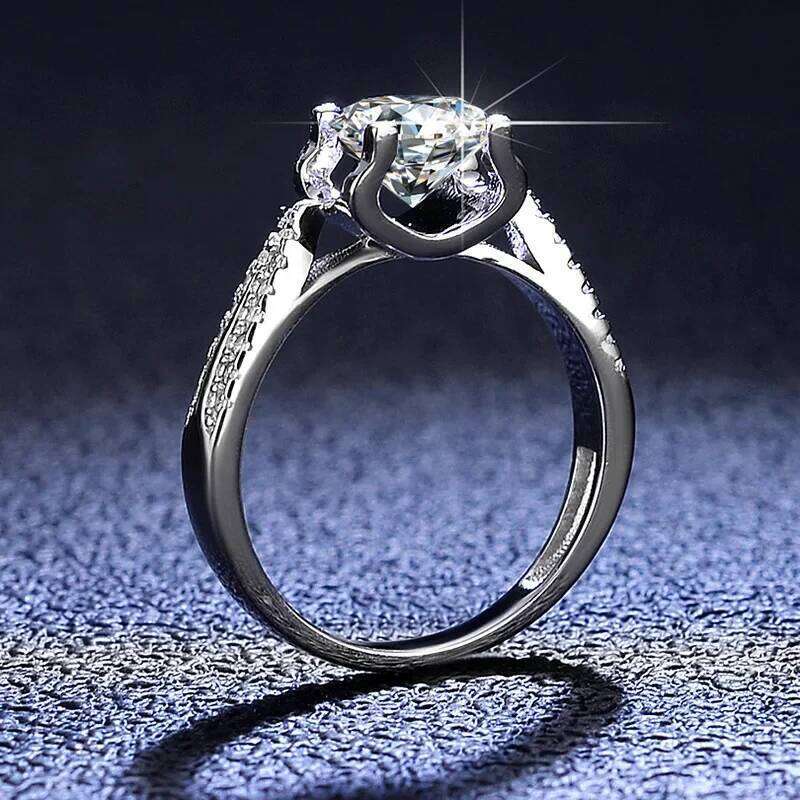 18K gold inlaid one Ct diamond bull head, moissanite ring, women's engagement gift PT950 platinum ring 60f