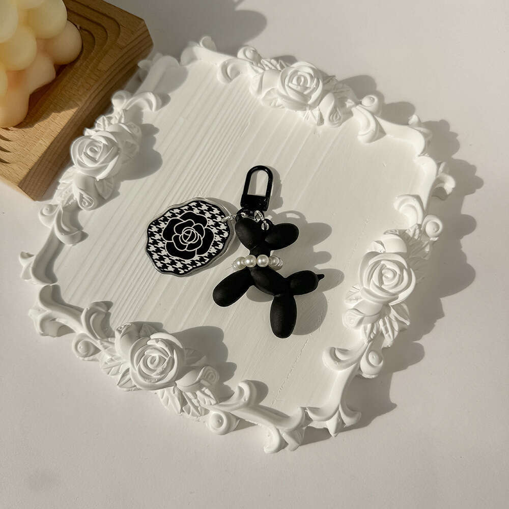 Camellia Pendant Balloon Dog Keychain Keychain Designer Women's Handbag Accessory Car Key Charm