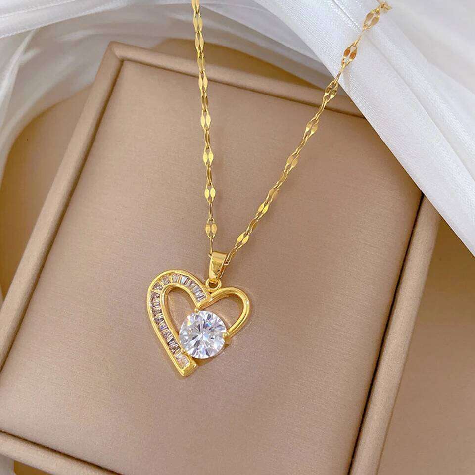 ZAKOL Exquisite Clear Zircon Heart-shaped Pendant Necklace for Women Gold Color Titanium Steel Chain Love Jewelry Gift